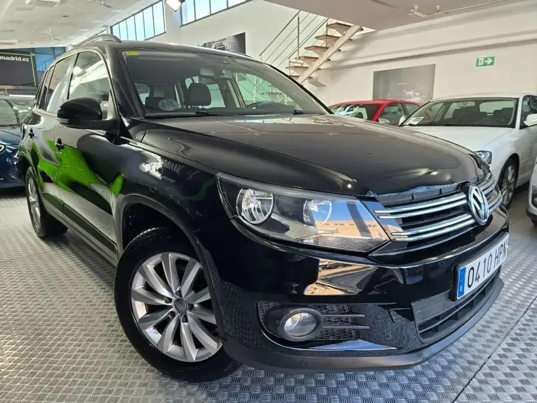 Usado VW Tiguan 140 CV (102 kW) 2013 Negro SUV