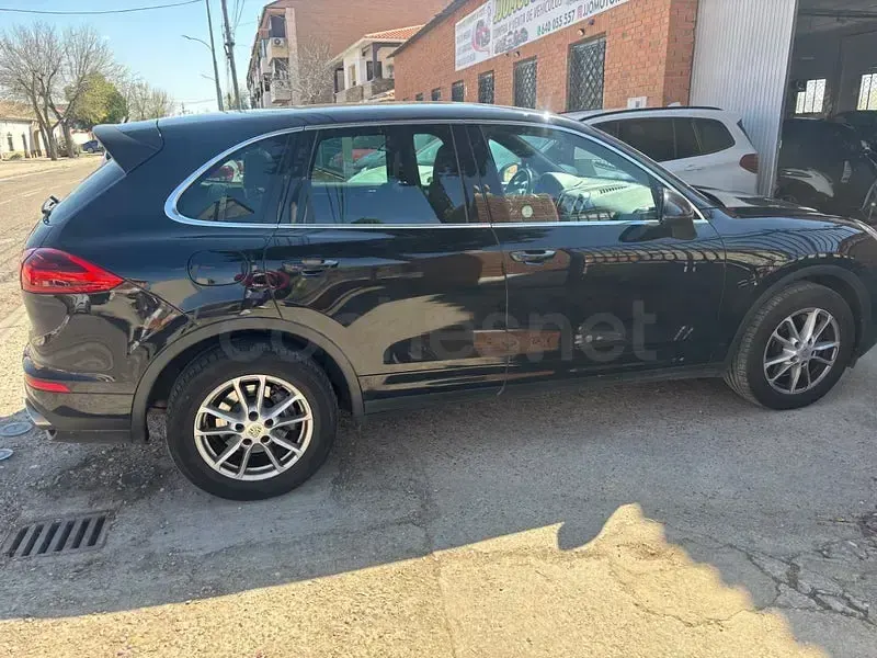 Usado Porsche Cayenne Diesel 262 CV (192 kW) 2015 Negro SUV