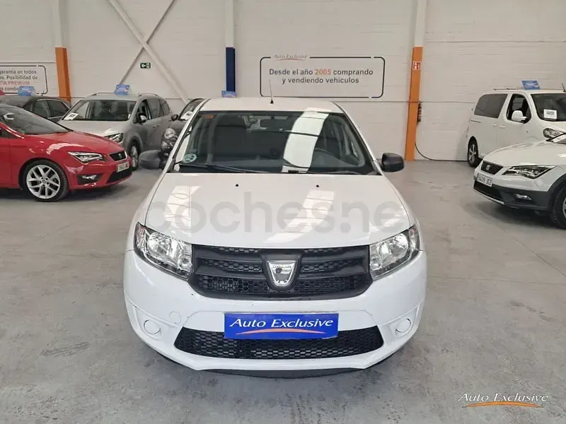 Usado Dacia Sandero Ambiance 75 CV (55 kW) 2015 Blanco Berlina
