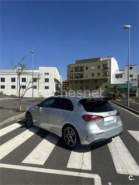 Usado Mercedes A200 150 CV (110 kW) 2021 Gris / plata Berlina