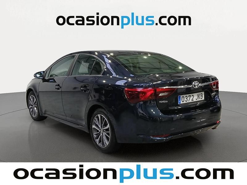 Usado Toyota Avensis Advance 143 CV (105 kW) 2015 Azul Berlina