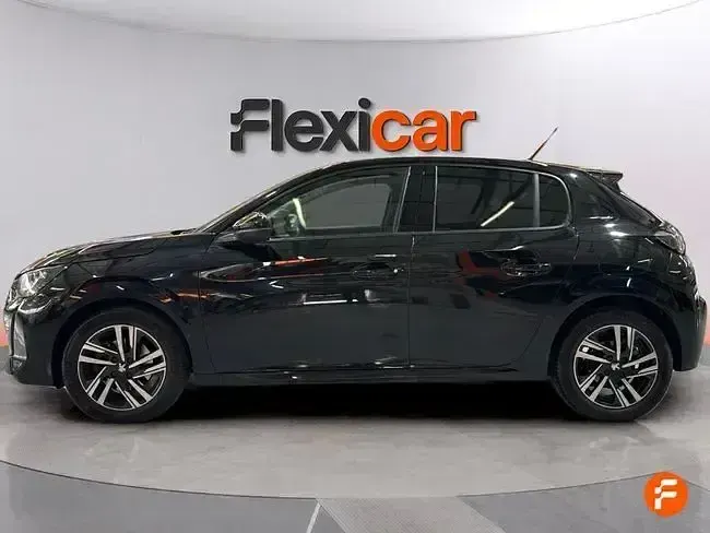 Usado Peugeot 208 Active 100 CV (73 kW) 2022 Negro Utilitario
