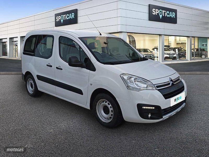 Usado Citroën Berlingo Feel 75 CV (55 kW) 2018 Blanco Monovolumen