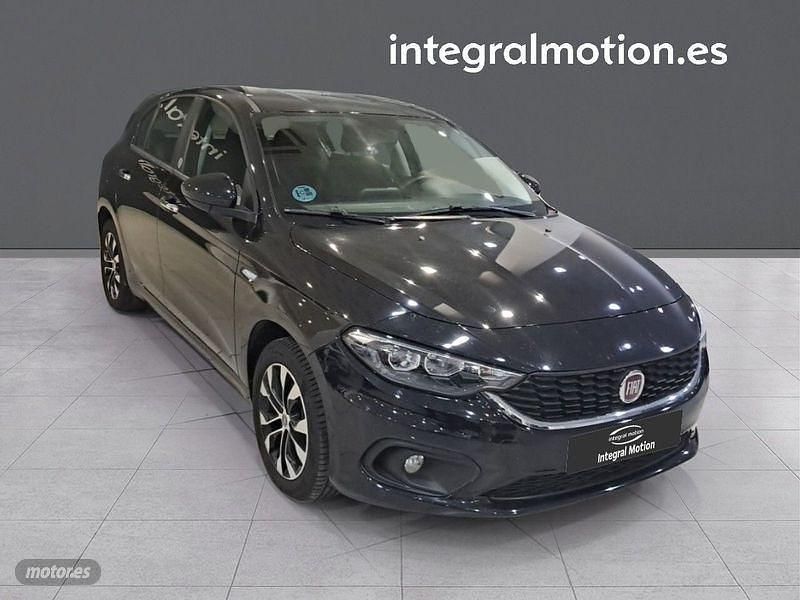 Usado Fiat Tipo Mirror 95 CV (69 kW) 2020 Negro Berlina
