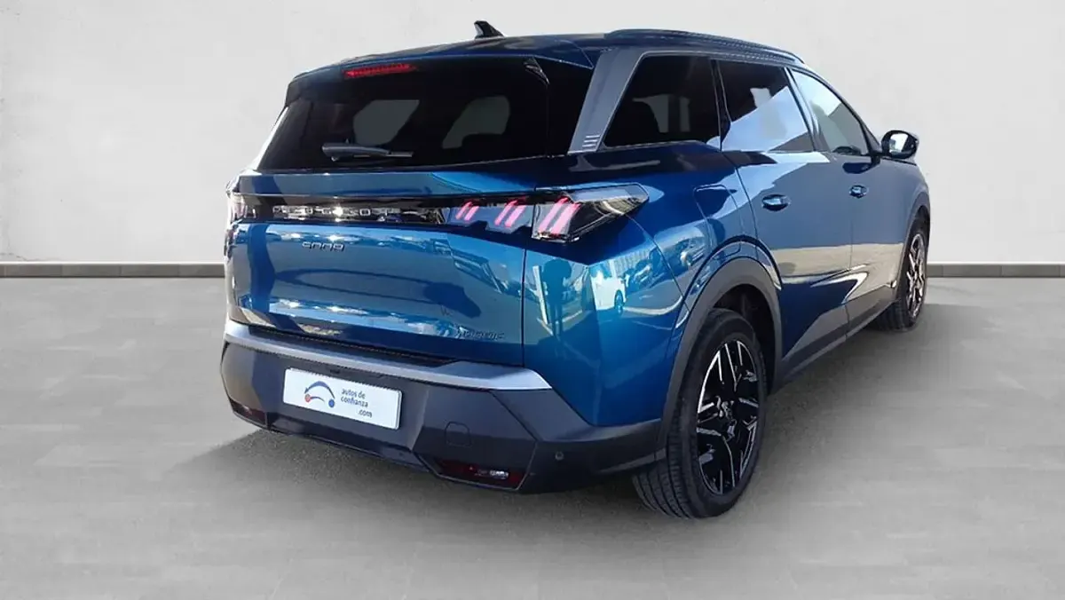 Usado Peugeot 5008 Allure 145 CV (106 kW) 2025 SUV