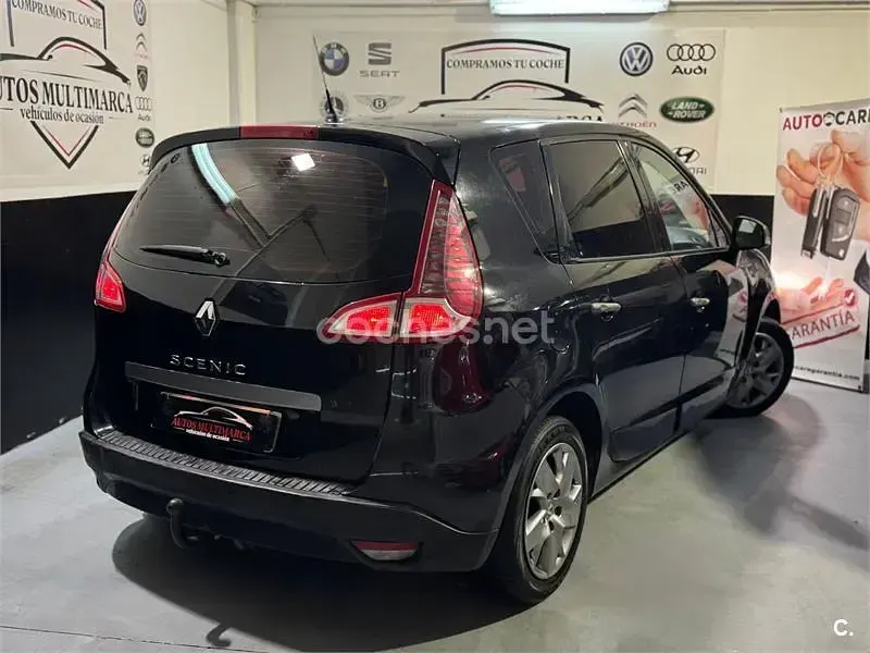 Usado Renault Scenic E-Tech Authentique 95 CV (69 kW) 2011 Negro Monovolumen