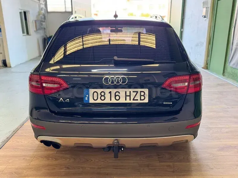 Usado Audi A4 Allroad 177 CV (130 kW) 2014 Gris / plata Familiar