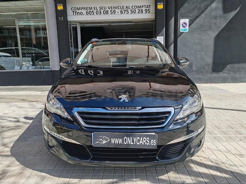 Usado Peugeot 308 SW Business-Line 120 CV (88 kW) 2017 Negro Familiar