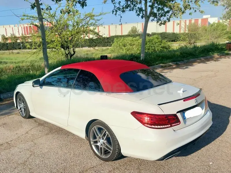 Usado Mercedes E220 170 CV (125 kW) 2013 Blanco Descapotable