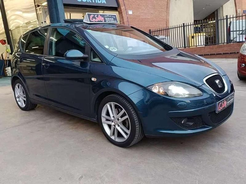 Negro Usado 2009 Seat Altea Style Monovolumen | 5490 € (Buen precio) - Imagen 1/4