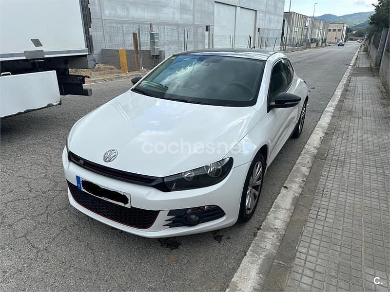 Blanco Usado 2010 VW Scirocco Coupe | 7250 € (Buen precio) - Imagen 1/4