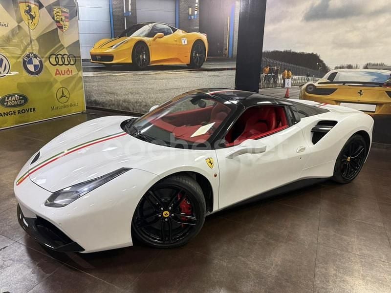 Usado Ferrari 488 670 CV (492 kW) 2016 Blanco Descapotable
