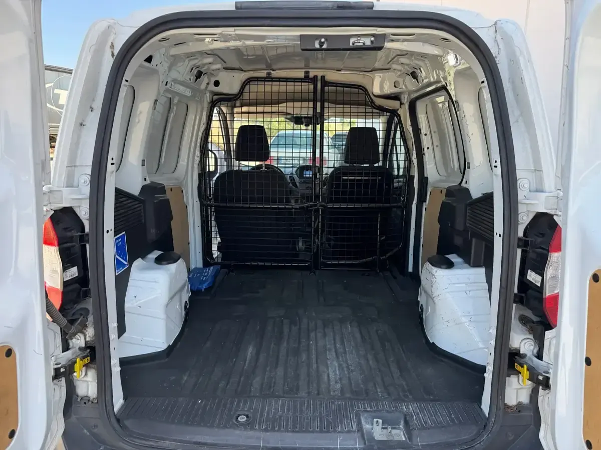 Usado Ford Transit Trend 75 CV (55 kW) 2021 Blanco Van