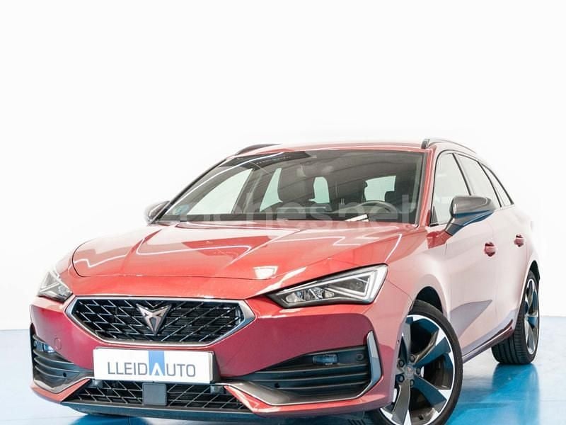 Rojo Usado 2023 Cupra Leon Familiar | 25.490 € (Precio justo) - Imagen 1/4