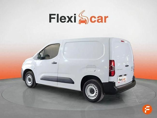 Usado Peugeot Partner 99 CV (72 kW) 2019 Blanco Monovolumen