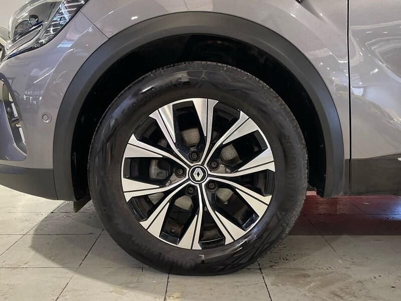 Usado Renault Captur Techno 90 CV (66 kW) 2024 Gris SUV