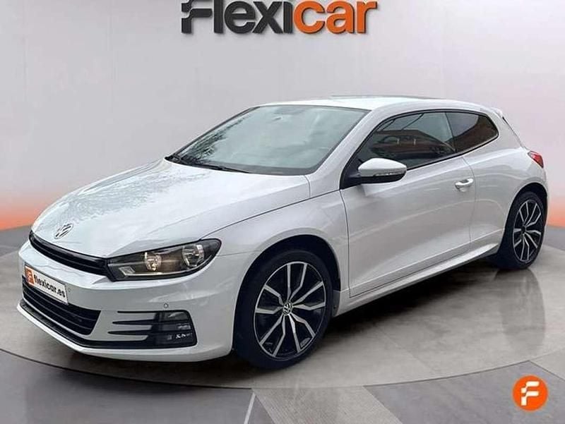 Usado VW Scirocco R-line 125 CV (91 kW) 2017 Blanco Coupe