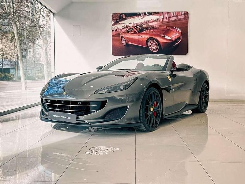 Usado Ferrari Portofino 600 CV (441 kW) 2018 Gris Descapotable