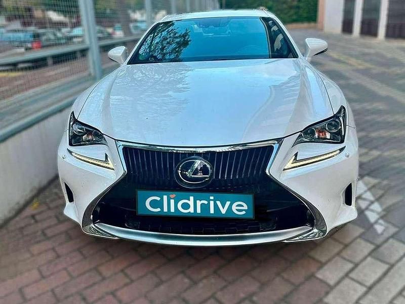 Usado Lexus RC300h Executive Line 223 CV (164 kW) 2019 Blanco Coupe