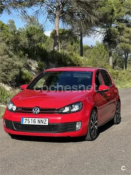 Usado VW Golf VI GTI 210 CV (154 kW) 2011 Rojo Utilitario