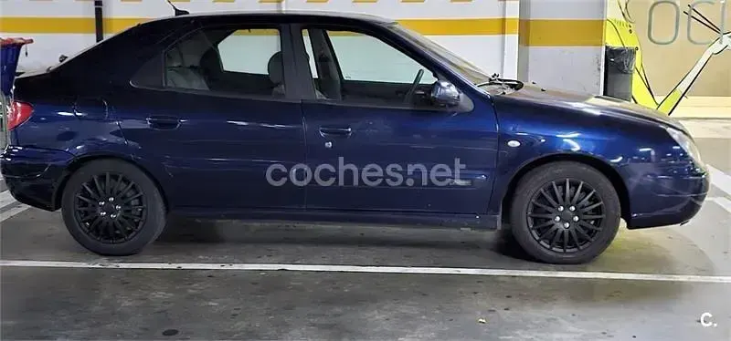 Usado Citroën Xsara 71 CV (52 kW) 2002 Azul Berlina