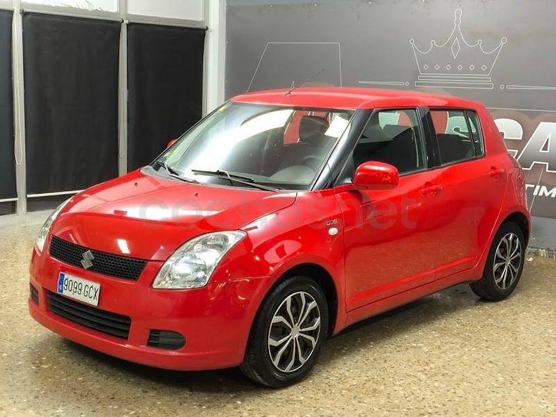 Usado Suzuki Swift GL 75 CV (55 kW) 2008 Rojo Utilitario