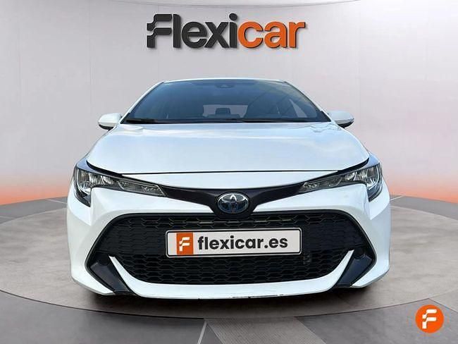 Usado Toyota Corolla Active 122 CV (89 kW) 2021 Blanco Berlina
