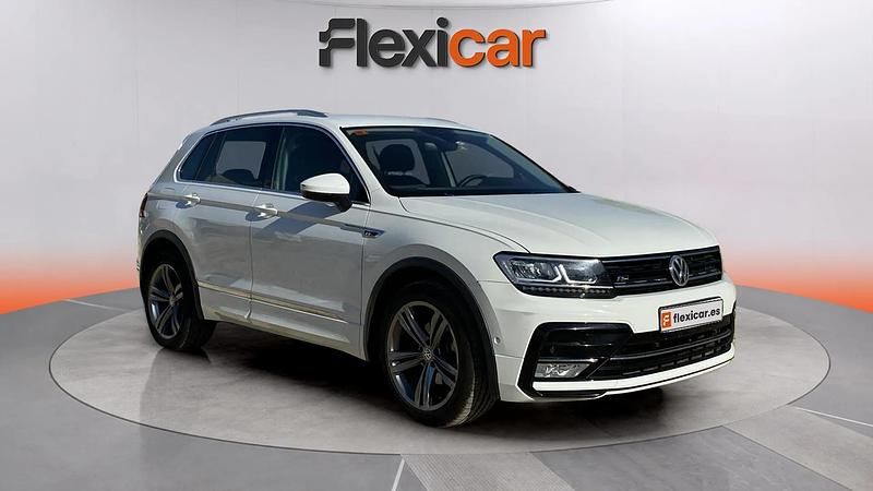Usado VW Tiguan Sportline 150 CV (110 kW) 2017 Blanco SUV