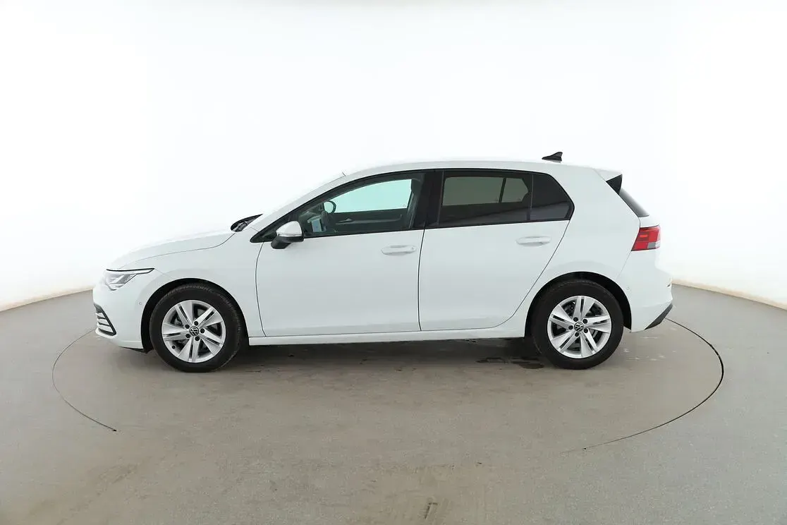 Usado VW Golf VIII Life 116 CV (85 kW) 2021 Blanco Utilitario