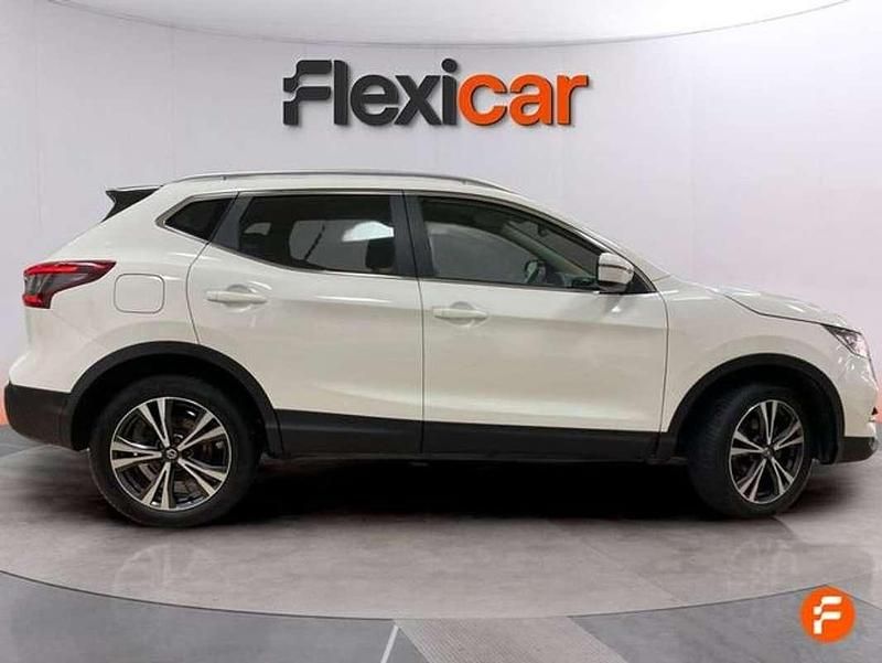 Usado Nissan Qashqai Style Edition 140 CV (102 kW) 2021 Blanco SUV