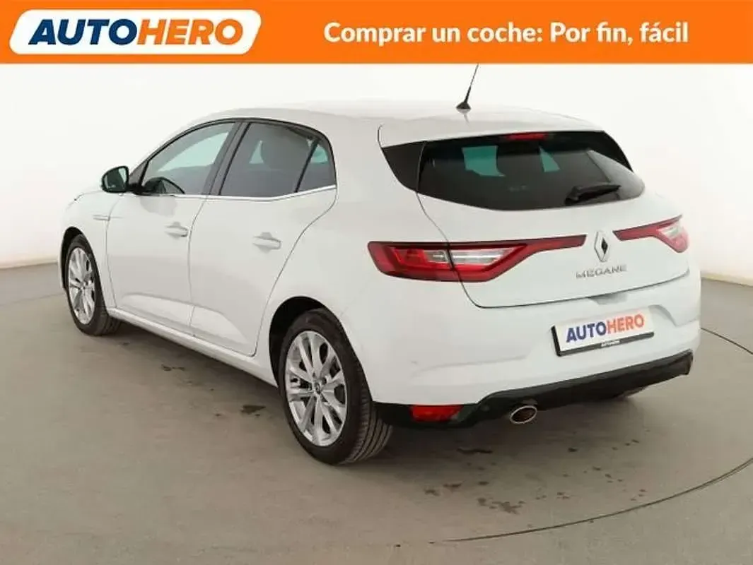 Usado Renault Mégane IV Zen 140 CV (102 kW) 2019 Blanco Berlina