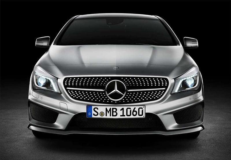 Azul Usado 2018 Mercedes CLA180 Berlina | 20.490 € (Buen precio) - Imagen 1/1