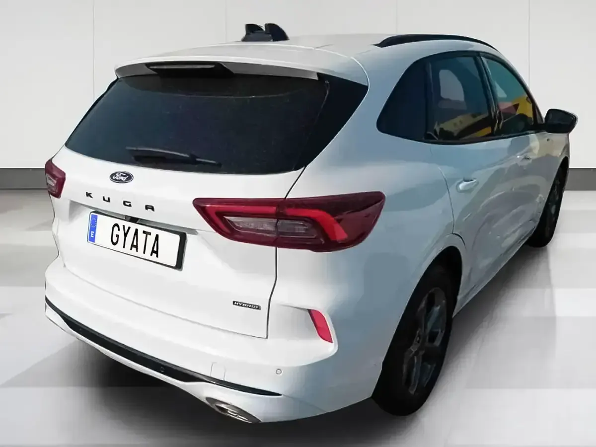 Usado Ford Kuga ST-Line 180 CV (132 kW) 2024 Blanco SUV