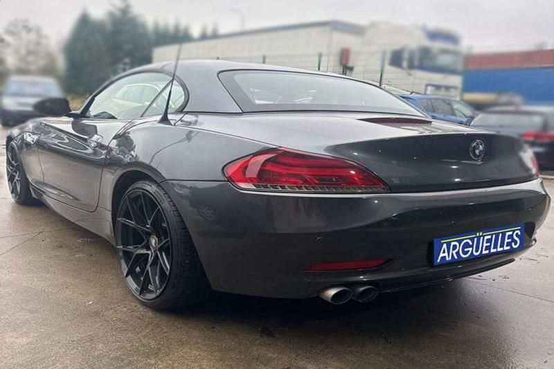 Usado BMW Z4 156 CV (114 kW) 2013 Gris Descapotable