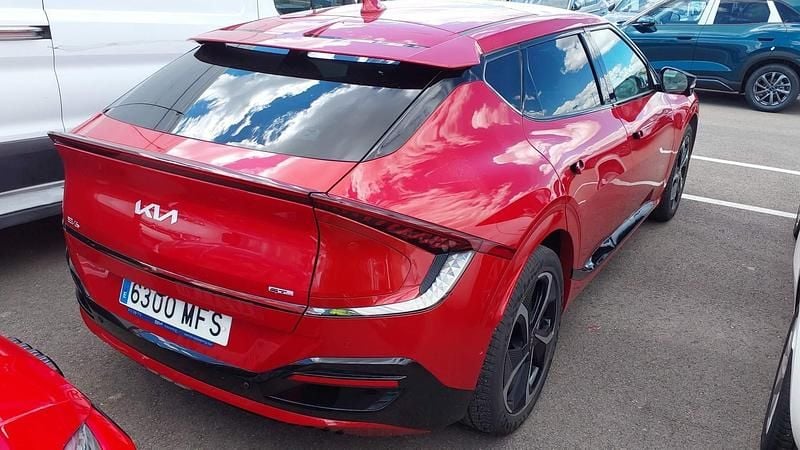Usado Kia EV6 GT-Line 239 kW (325 CV) 2023 Rojo SUV