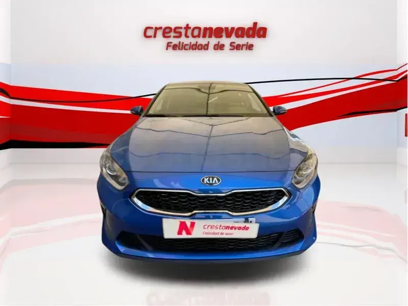 Usado Kia Ceed 115 CV (84 kW) 2019 Azul Utilitario