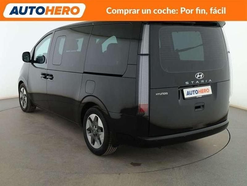 Usado Hyundai Staria 177 CV (130 kW) 2022 Negro Monovolumen