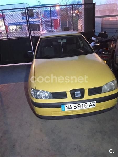 Amarillo Usado 1999 Seat Ibiza Stella Berlina | 1300 € (Precio justo) - Imagen 1/4