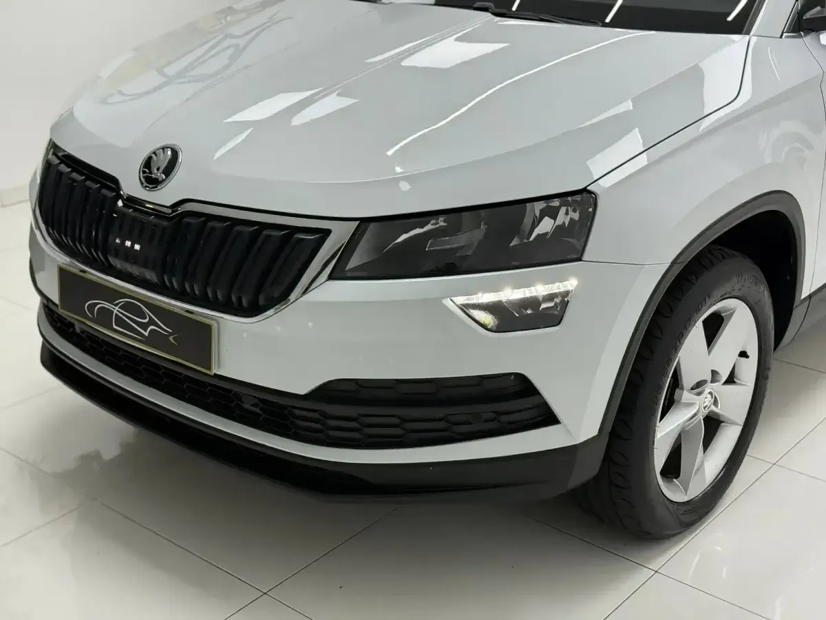 Occasion Skoda Karoq Ambition 150 PK (110 kW) 2022 Wit SUV