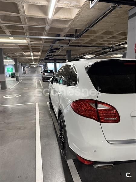 Käytetty Porsche Cayenne 245 HP (180 kW) 2014 Valkoinen Katumaasturi
