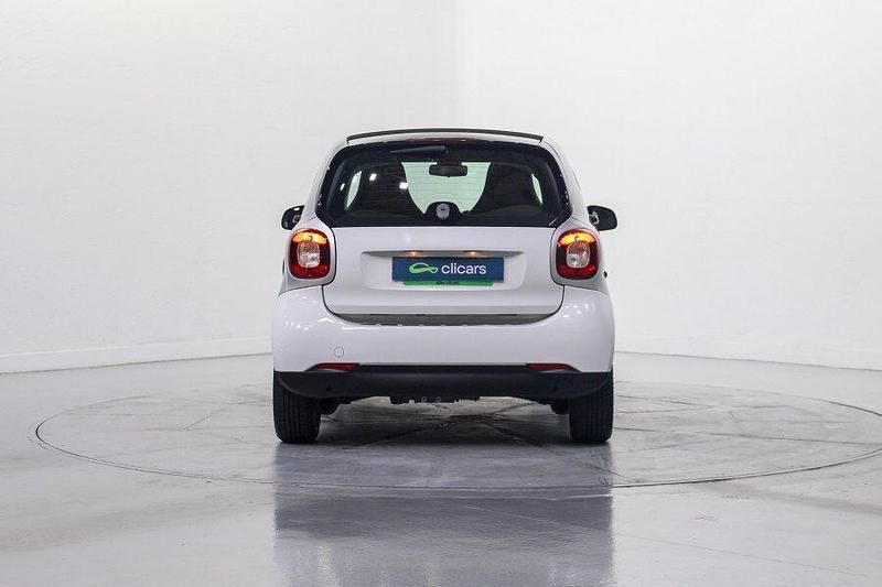 Usado Smart ForTwo Electric Drive 60 kW (82 CV) 2019 Blanco Coupe
