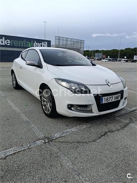Usado Renault Mégane Dynamique 115 CV (84 kW) 2012 Blanco Berlina