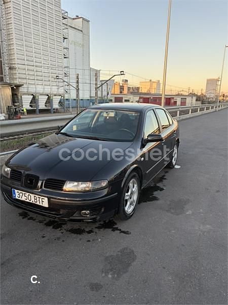 Usado Seat Toledo 150 CV (110 kW) 2002 Negro Berlina