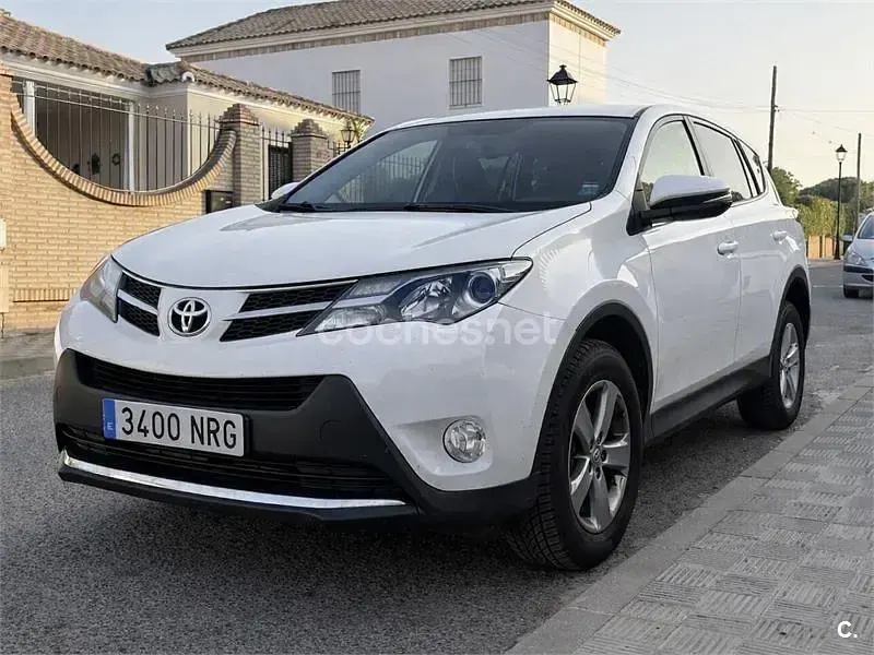 Usado Toyota RAV4 Active 124 CV (91 kW) 2013 Blanco SUV
