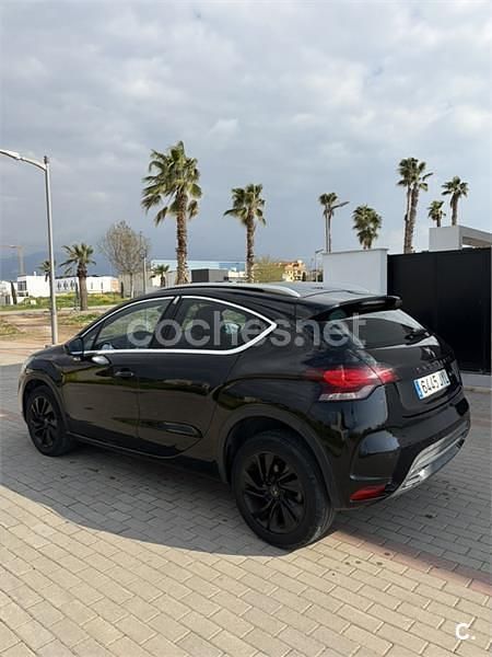 Usado DS Automobiles DS4 Crossback Style 131 CV (96 kW) 2017 Negro SUV