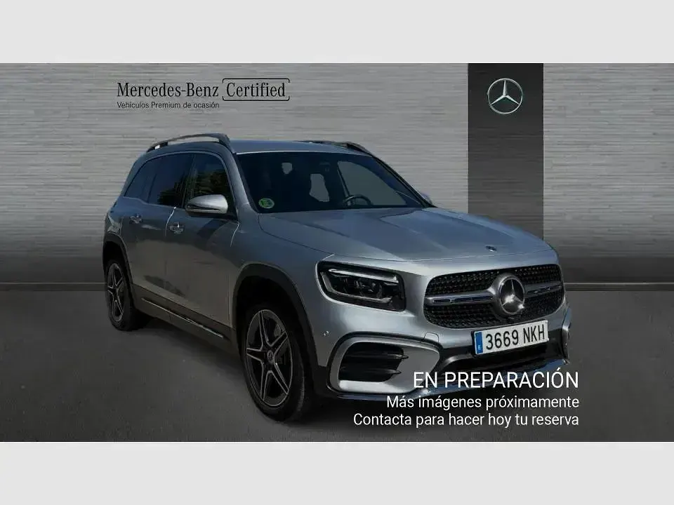 Usado Mercedes GLB220 190 CV (139 kW) 2026 Gris SUV