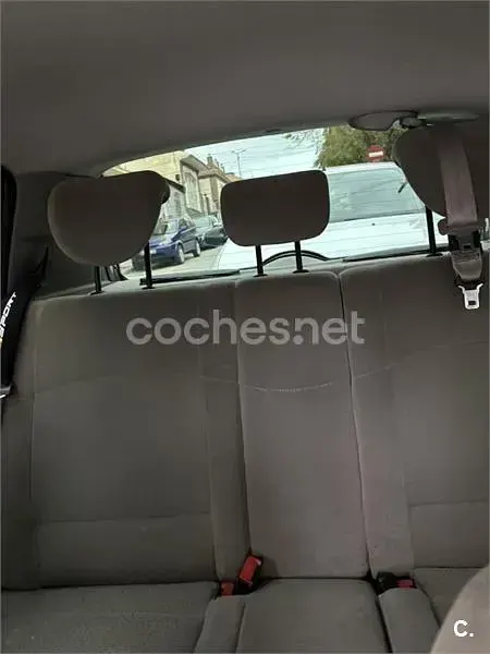 Usado Renault Clio II Dynamique 80 CV (58 kW) 2004 Gris / plata Berlina