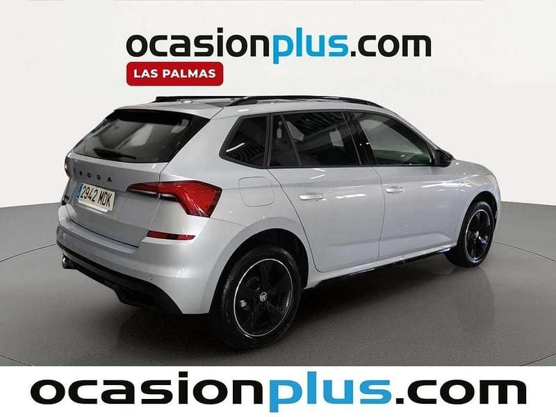 Usado Skoda Kamiq Sport 110 CV (80 kW) 2023 Gris SUV