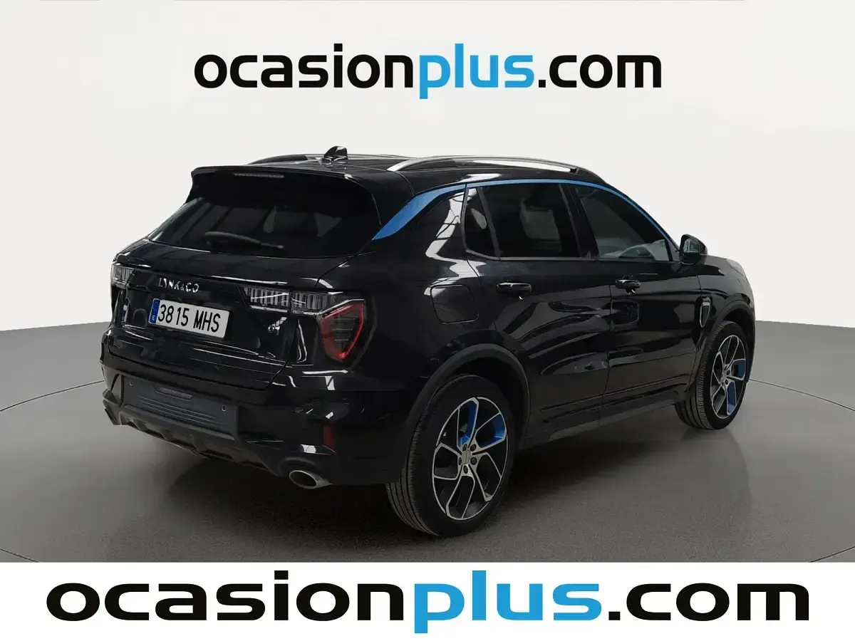 Usado Lynk & Co 01 261 CV (191 kW) 2023 Negro SUV