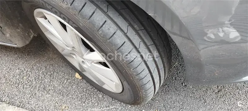 Begagnad Seat Ibiza Style 105 HK (77 kW) 2013 Grå Sedan
